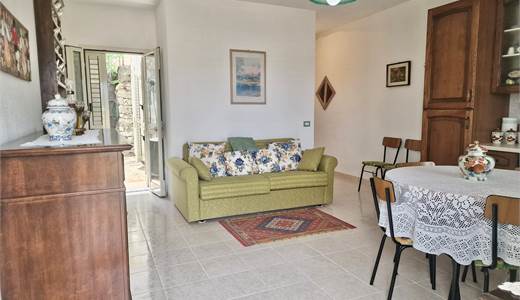 Casa Indipendente - Possibilità Ampliamento Monti
