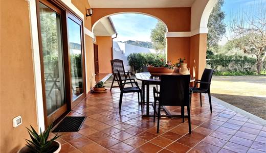 Villa Indipendente con Giardino Loiri
